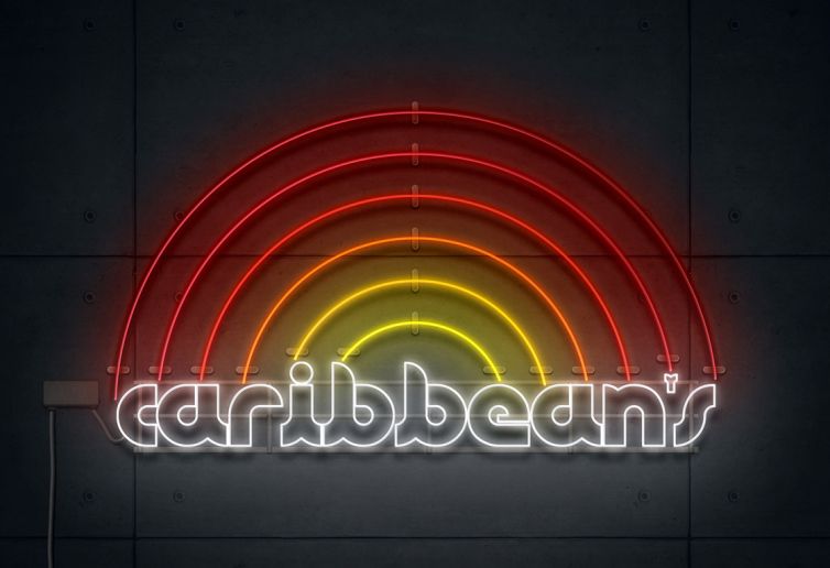 Diseño de Logotipo - Caribbean's Disco Club - Aviso de Neón